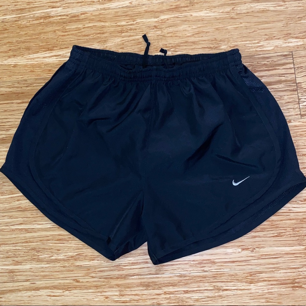 Nike Dri Fit Women’s Shorts size S